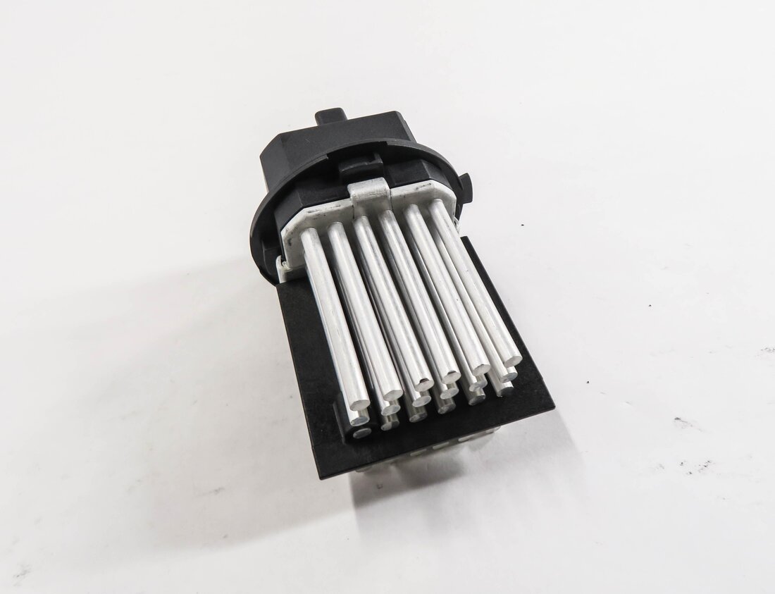 Thumbnail 1: 2012 BMW X5 (E70) REAR HEATER A/C BLOWER FAN MOTOR SPEED RESISTOR
