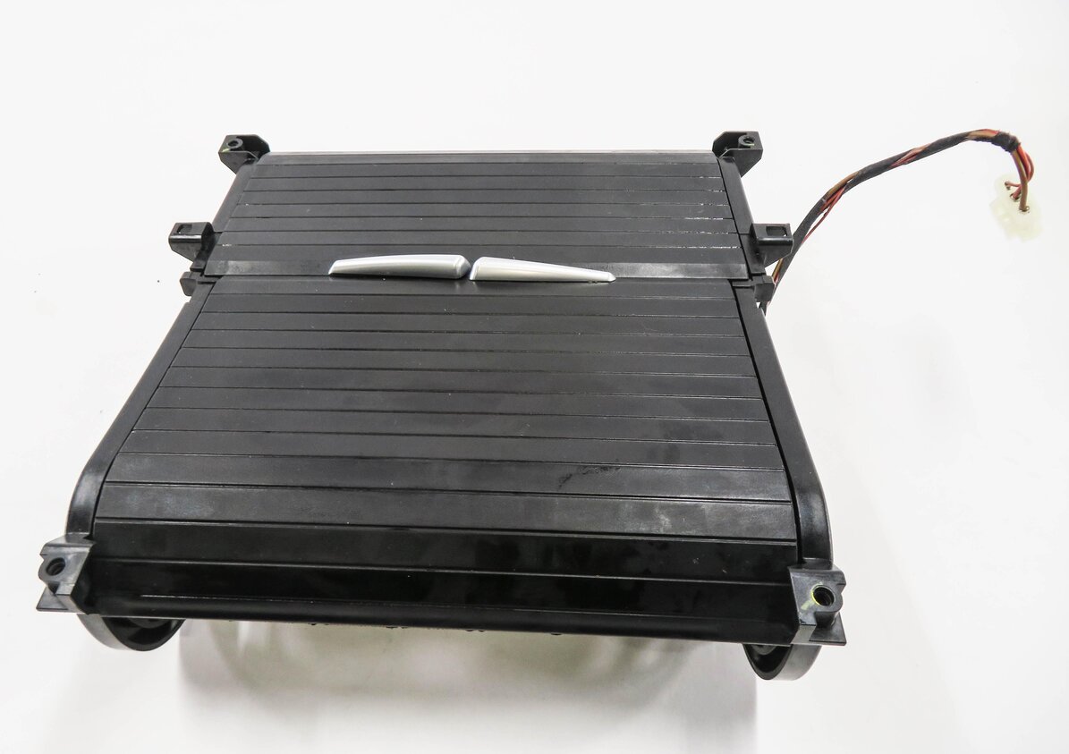 Thumbnail 3: 2012 BMW X5 (E70) FRONT CUP HOLDER ASH TRAY COMPARTMENT w/ INSERT