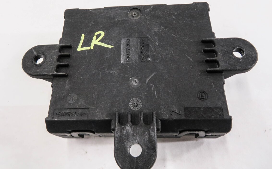 Thumbnail 3: 2014 RANGE ROVER EVOQUE (L538) LEFT REAR DOOR CONTROL MODULE