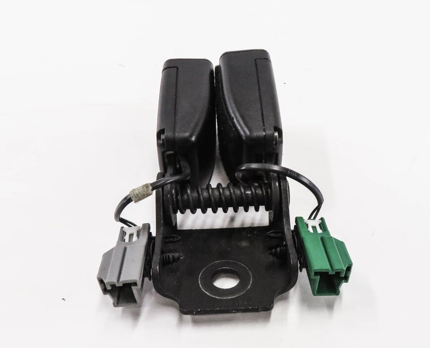 Thumbnail 3: 2014 RANGE ROVER EVOQUE (L538) RIGHT REAR 2nd ROW SEAT SEATBELT BUCKLE RECEIVER