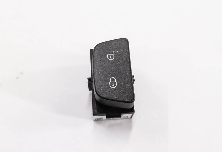 Thumbnail 2: 2014 RANGE ROVER EVOQUE (L538) RIGHT FRONT PASSENGER DOOR LOCK SWITCH BUTTON