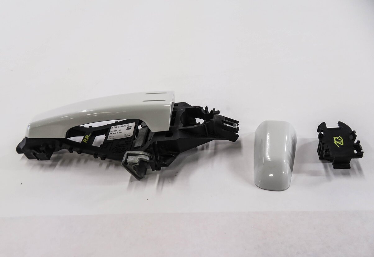 Thumbnail 2: 12-19 RANGE ROVER SPORT EVOQUE (L405 L494 L538) RIGHT REAR DOOR HANDLE (WHTIE)