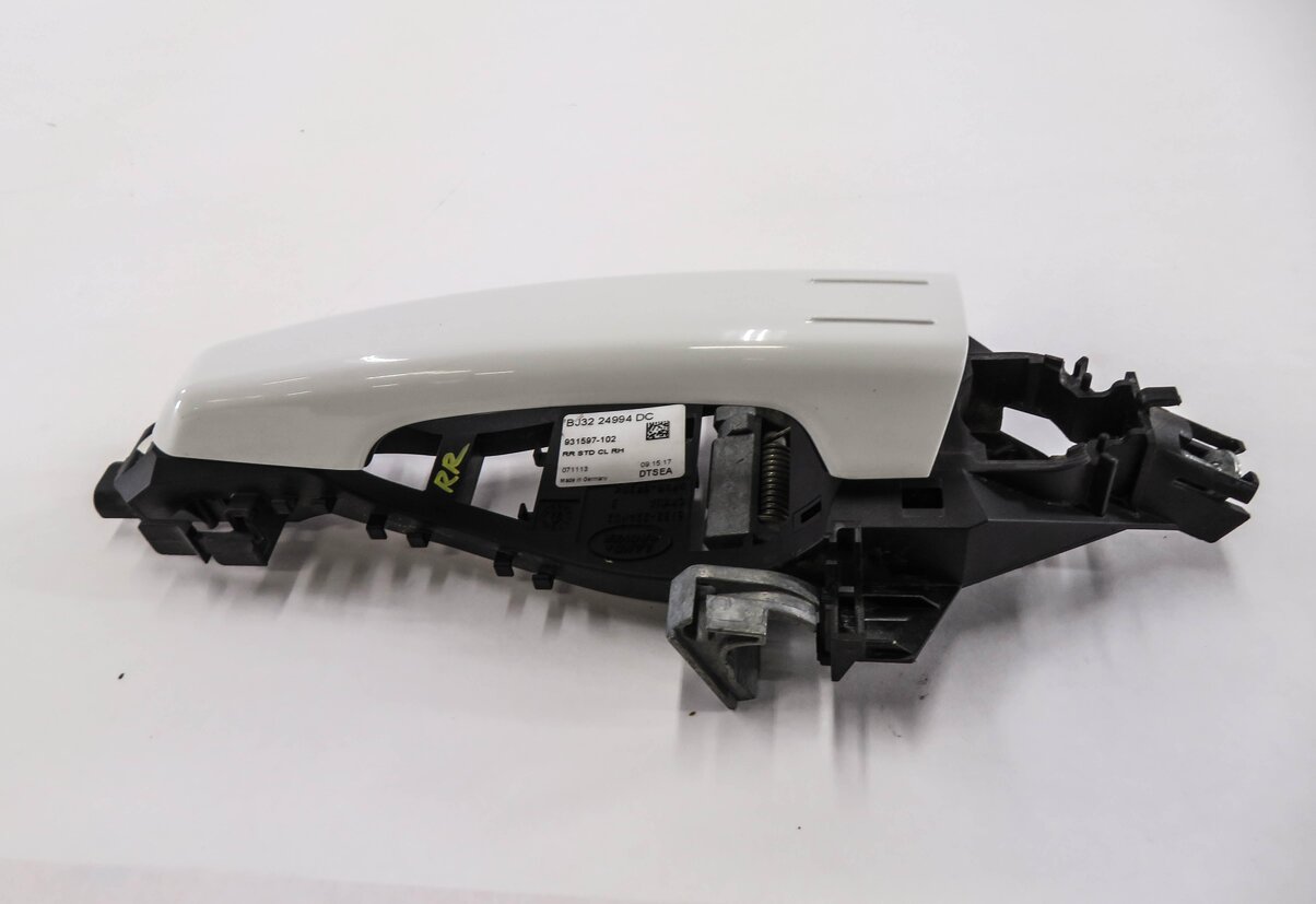 Thumbnail 3: 12-19 RANGE ROVER SPORT EVOQUE (L405 L494 L538) RIGHT REAR DOOR HANDLE (WHTIE)