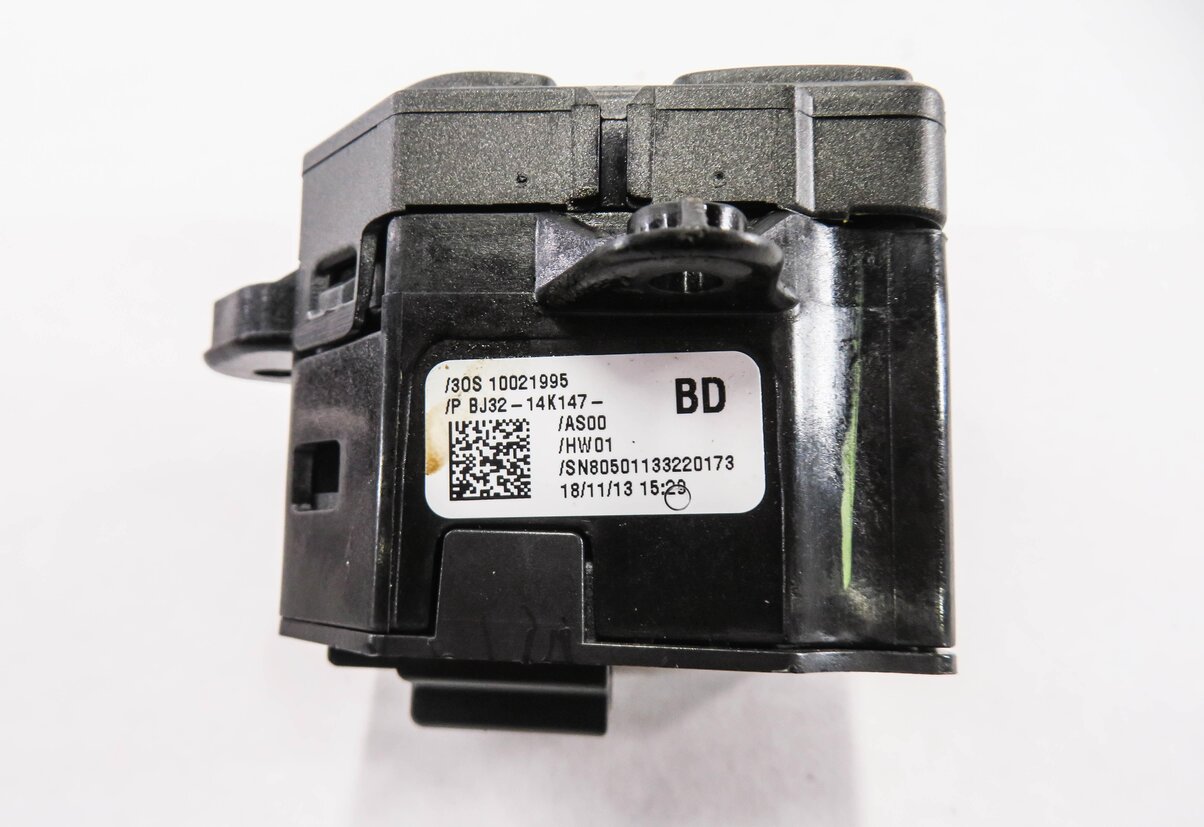 Thumbnail 5: 2014 RANGE ROVER EVOQUE (L538) HILL DESCENT ECO TRACTION CONTROL SWITCH BUTTON