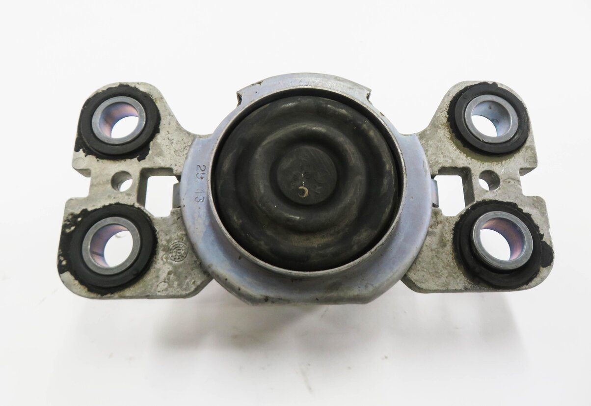 Thumbnail 4: 2014 RANGE ROVER EVOQUE (L538) 2.0L TURBO ENGINE - TRANSMISSION MOUNT BRACKET