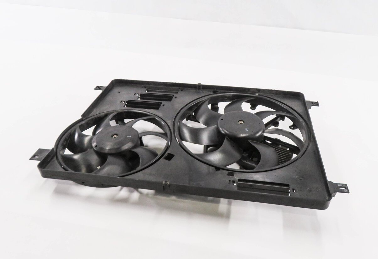 12-17 LR2 DISCOVERY SPORT RANGE ROVER EVOQUE (L538 L550) RADIATOR COOLING FAN
