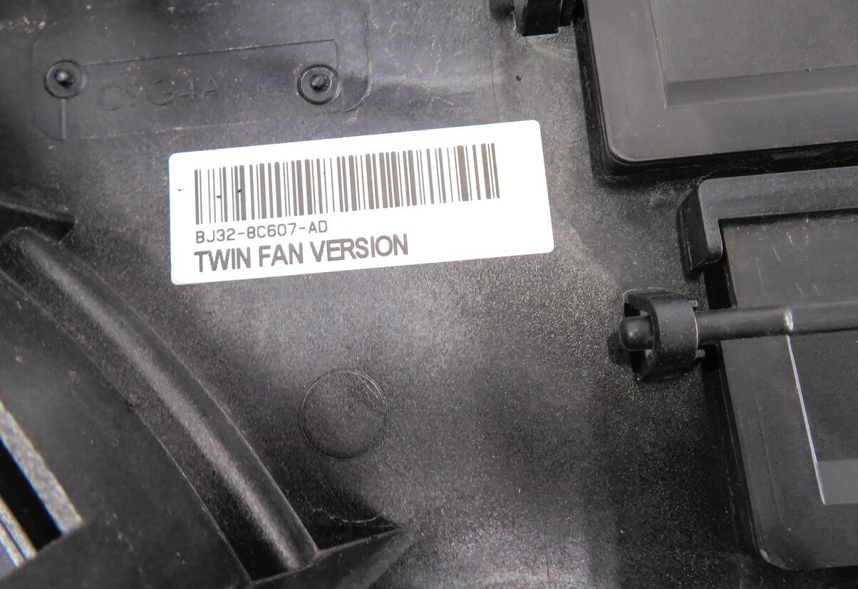 Thumbnail 5: 12-17 LR2 DISCOVERY SPORT RANGE ROVER EVOQUE (L538 L550) RADIATOR COOLING FAN