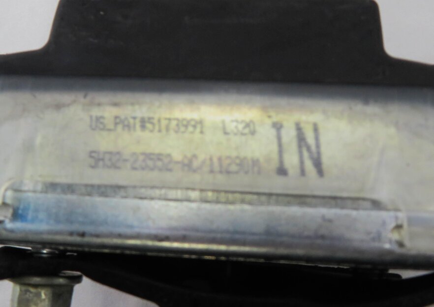 Thumbnail 7: 2012 RANGE ROVER SPORT (L320) FRONT & REAR DOOR HINGE CHECK STOP DETENT SET-4