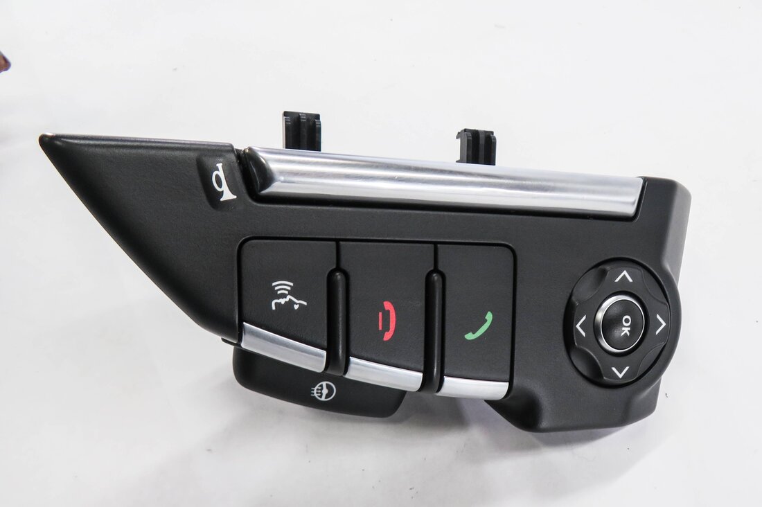 Thumbnail 3: 2012 RANGE ROVER SPORT (L320) LEFT & RIGHT STEERING WHEEL SWITCH BUTTON SET-2