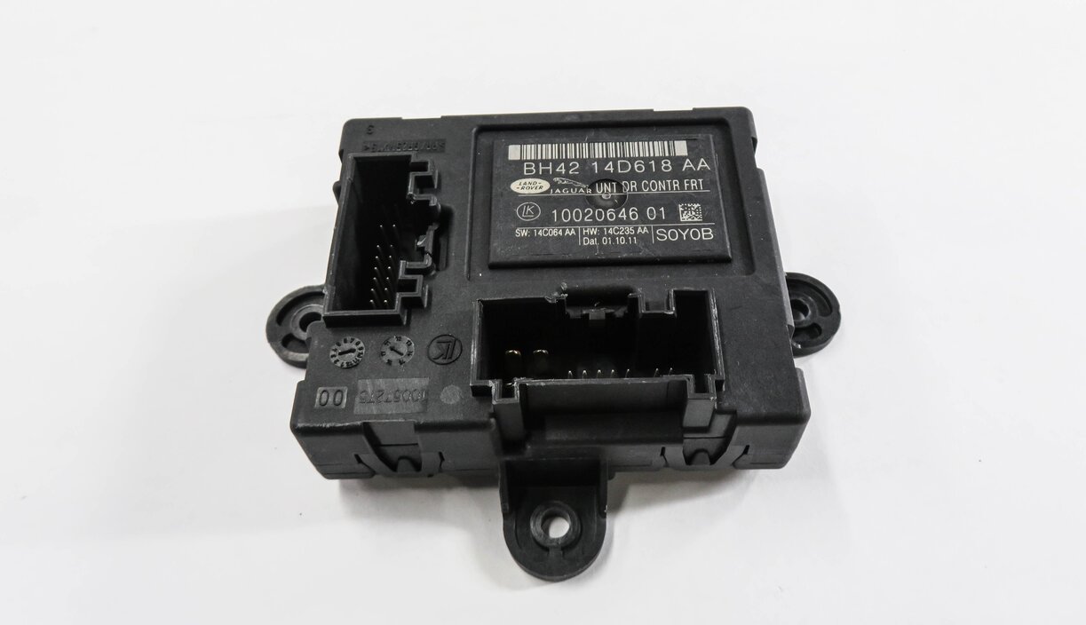 Thumbnail 2: 2010-2013 RANGE ROVER SPORT (L320) LEFT FRONT DRIVER DOOR CONTROL MODULE