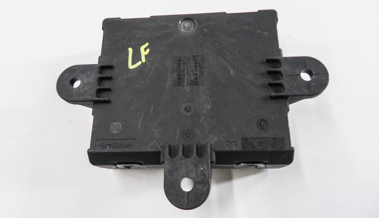Thumbnail 3: 2010-2013 RANGE ROVER SPORT (L320) LEFT FRONT DRIVER DOOR CONTROL MODULE