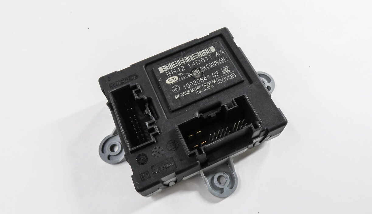 2010-2013 RANGE ROVER SPORT (L320) RIGHT FRONT PASSENGER DOOR CONTROL MODULE