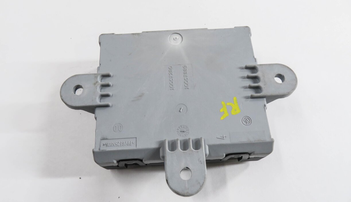 Thumbnail 3: 2010-2013 RANGE ROVER SPORT (L320) RIGHT FRONT PASSENGER DOOR CONTROL MODULE