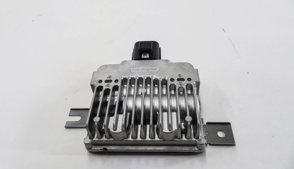 Thumbnail 2: 2010-2015 LR2 LR4 EVOQUE RANGE ROVER SPORT (L320 L538) FUEL PUMP CONTROL MODULE