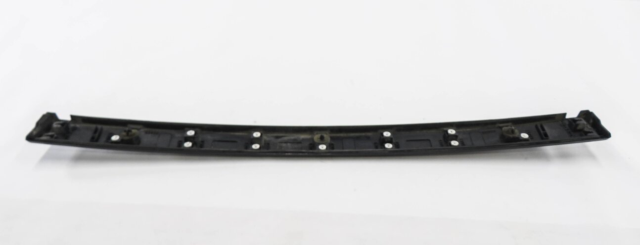 Thumbnail 4: 2012 RANGE ROVER SPORT (L320) REAR HATCH TRUNK TRIM PANEL (BUCKINGHAM BLUE 796)