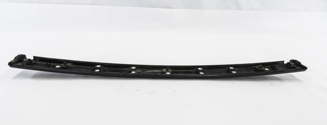 Thumbnail 5: 2012 RANGE ROVER SPORT (L320) REAR HATCH TRUNK TRIM PANEL (BUCKINGHAM BLUE 796)