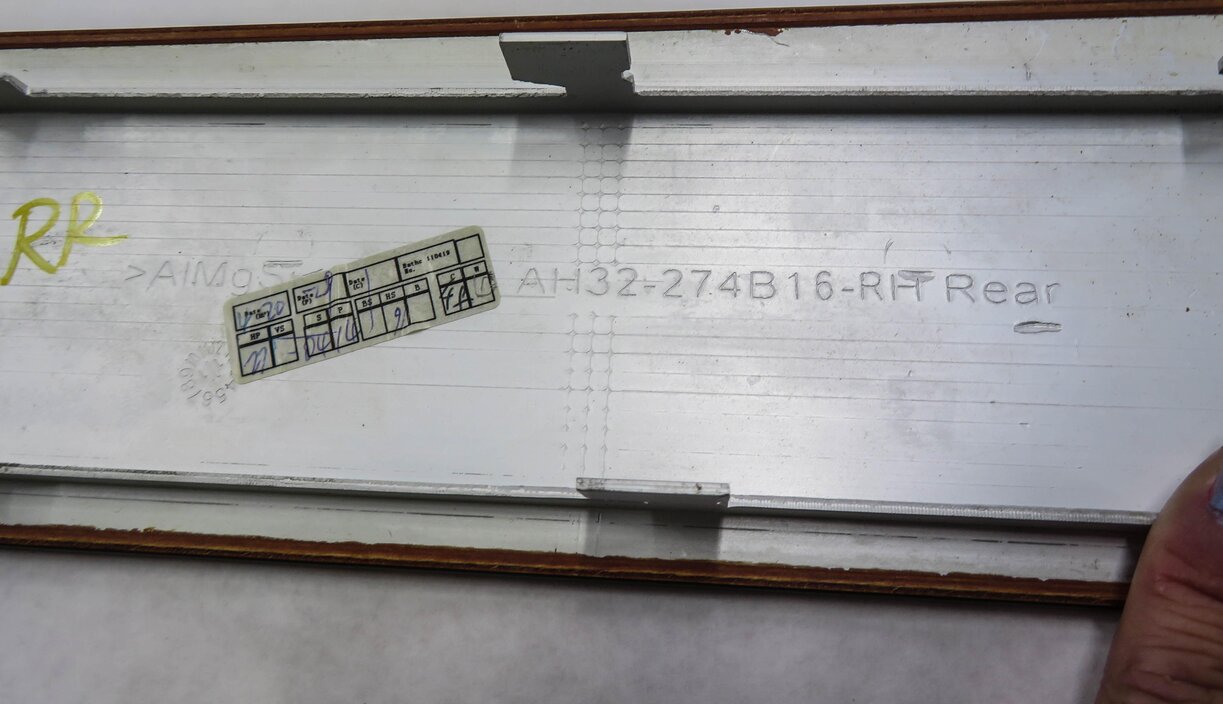 Thumbnail 12: 2012 RANGE ROVER SPORT (L320) INTERIOR WOOD GRAIN TRIM PANEL SET-6 (WALNUT WOOD)