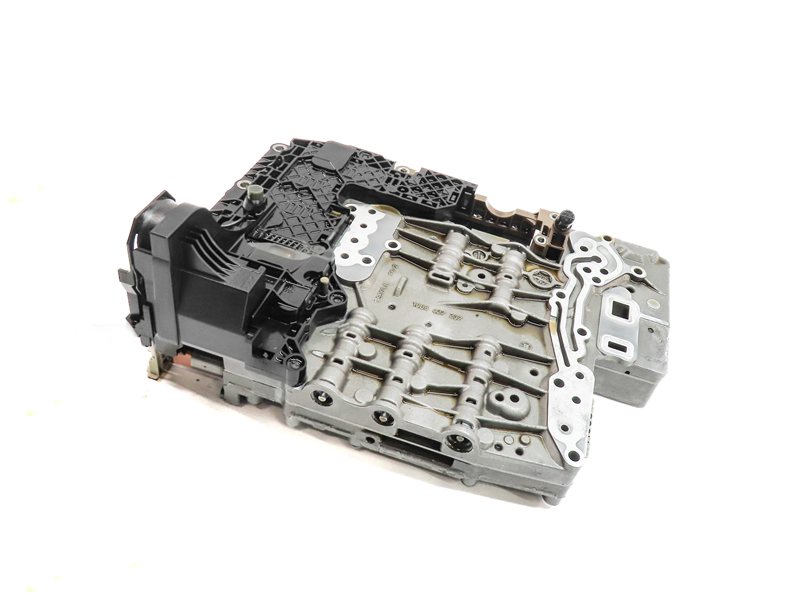 Thumbnail 2: 10-12 RANGE ROVER SPORT (L320 L322) 6HP-28 AUTOMATIC TRANSMISSION VALVE BODY