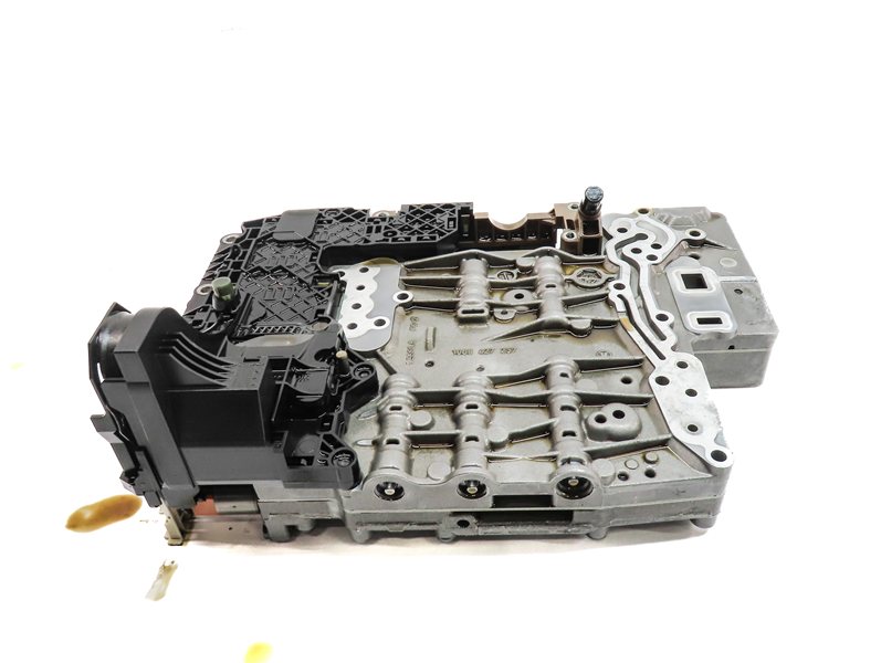 Thumbnail 3: 10-12 RANGE ROVER SPORT (L320 L322) 6HP-28 AUTOMATIC TRANSMISSION VALVE BODY