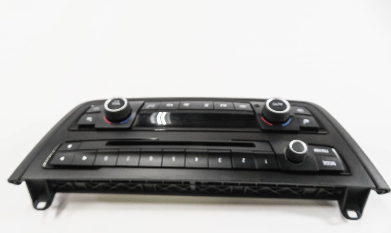Thumbnail 6: 12-14 BMW 320i 328i 335i 428i 435i (F30 F32) TEMPERATURE CLIMATE CONTROL PANEL
