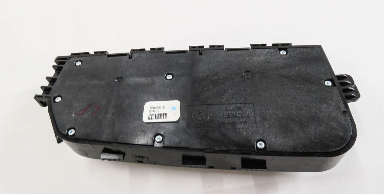 Thumbnail 3: 2014 BMW 428i (F32) LEFT FRONT DRIVER SEAT ADJUSTMENT SWITCH BUTTON