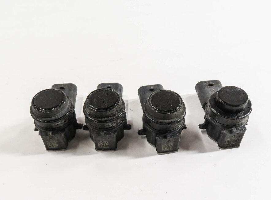 Thumbnail 2: 2014 BMW 428i (F32) REAR PDC PARK DISTANCE SENSOR SET w/ HARNESS (BLACK 2 668)