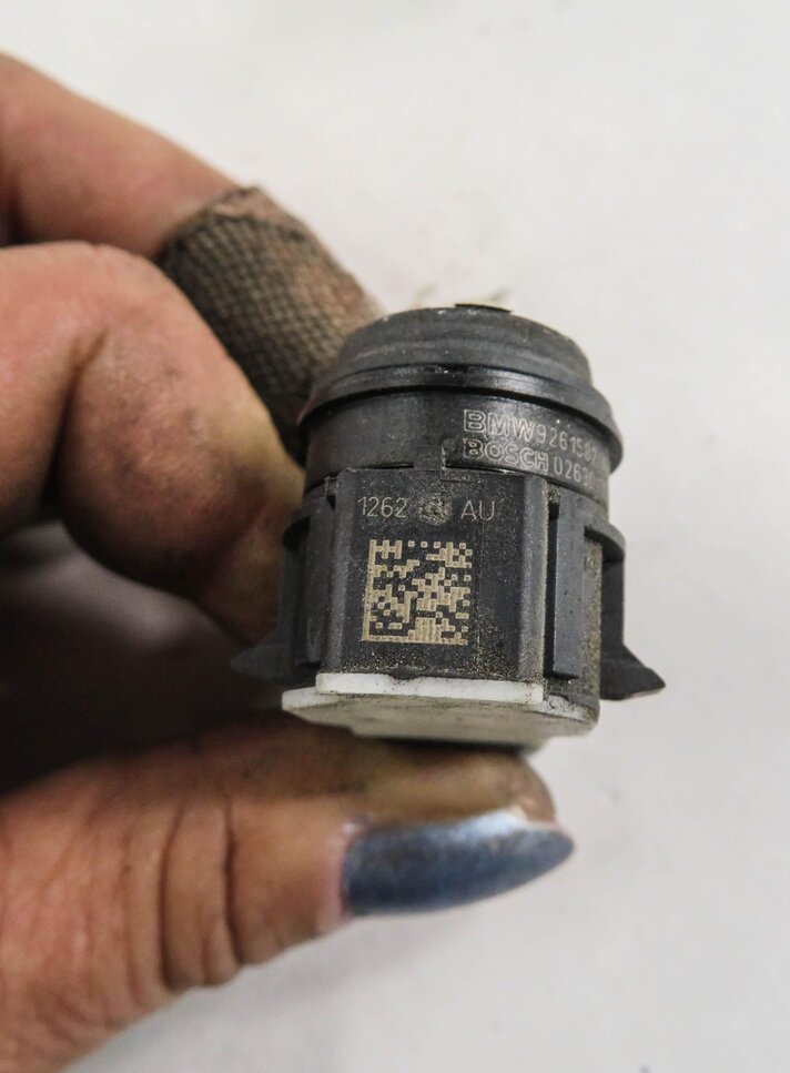 Thumbnail 4: 2014 BMW 428i (F32) REAR PDC PARK DISTANCE SENSOR SET w/ HARNESS (BLACK 2 668)