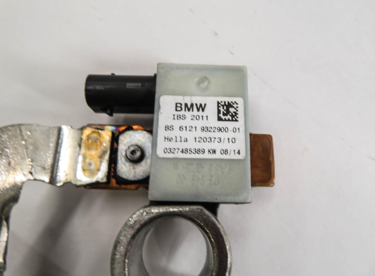 Thumbnail 8: 2014 BMW 428i (F32 F33 F36) NEGATIVE BATTERY CABLE IBS