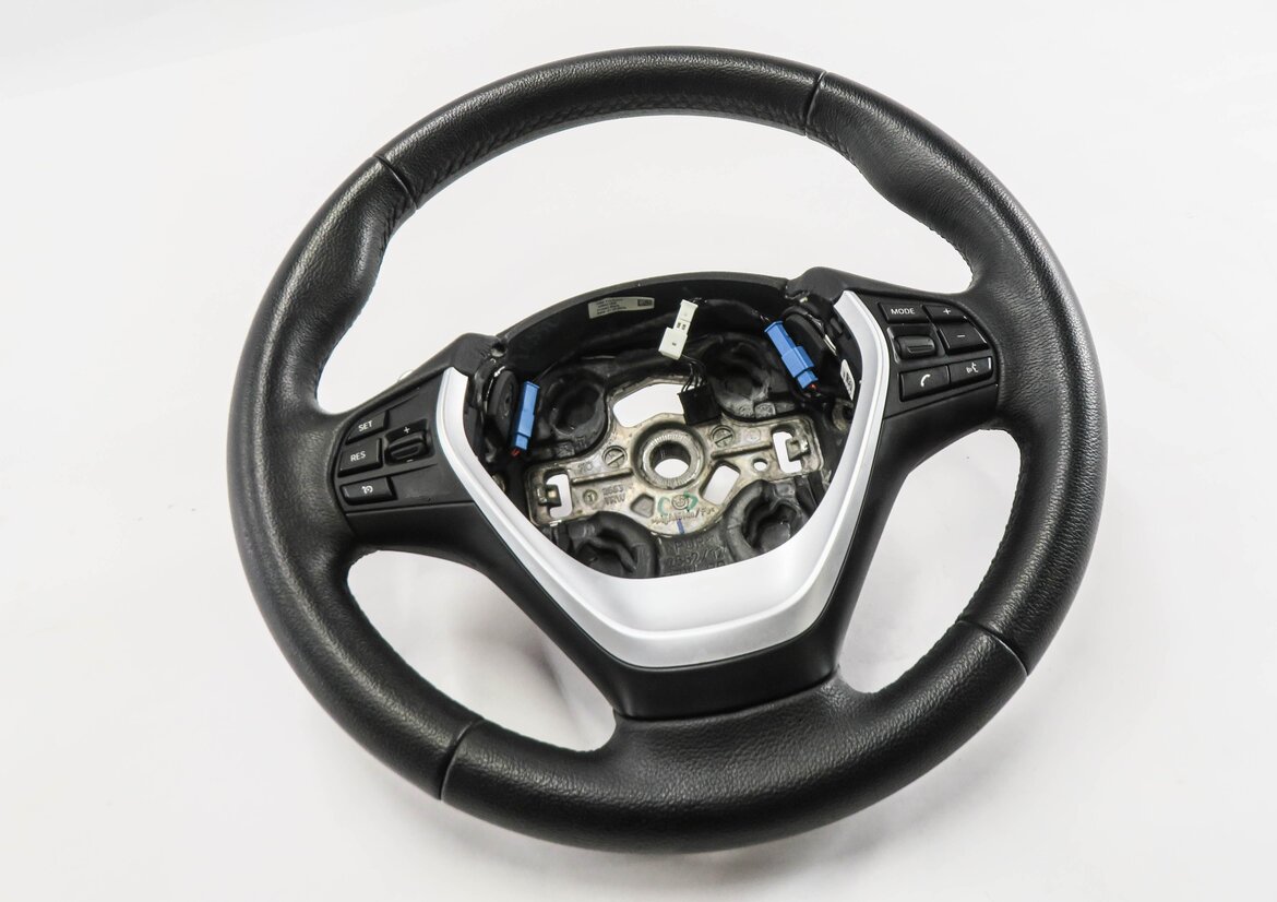 Thumbnail 4: 12-18 BMW 228i 230i 328i 330i 335i 428i 430i 435i M3 - 3 SPOKE STEERING WHEEL