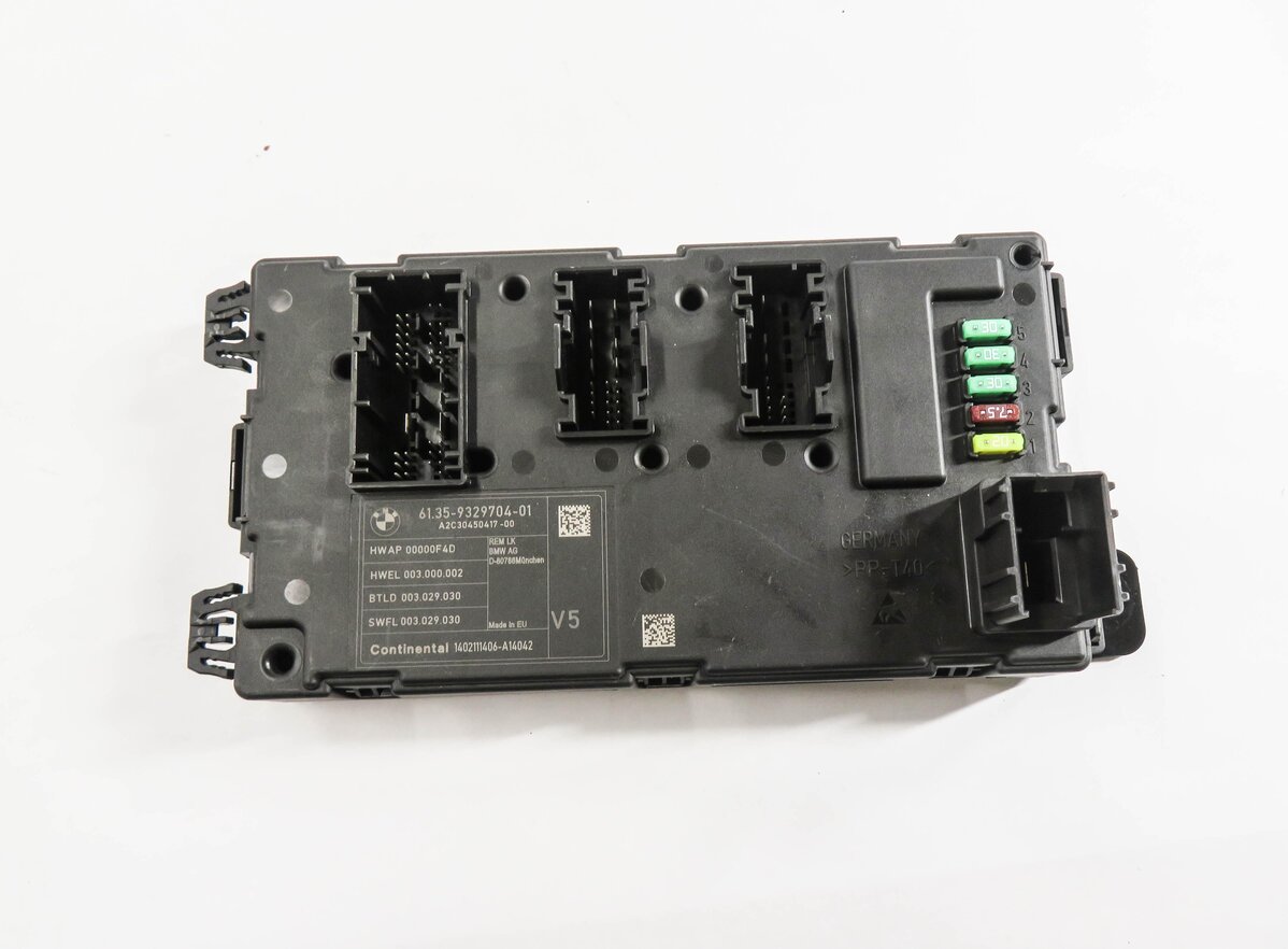 Thumbnail 2: 13-19 BMW 328i 330i 335i 428i 435i M3 M4 (F30 F31 F32) REAR BODY CONTROL MODULE