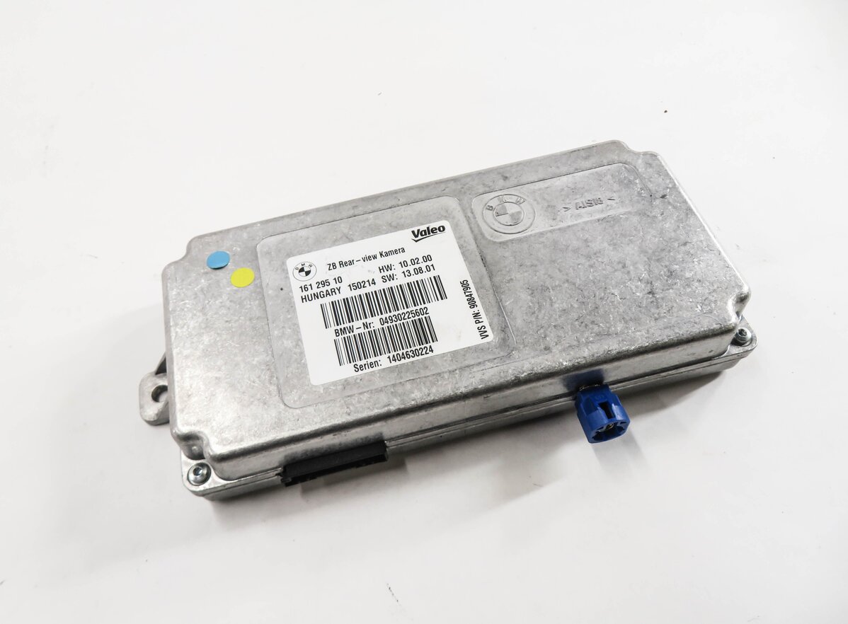 10-19 BMW 328i 330i 335i 528i 535i 550i 740i 750i M3 M4 - REARVIEW CAMERA MODULE