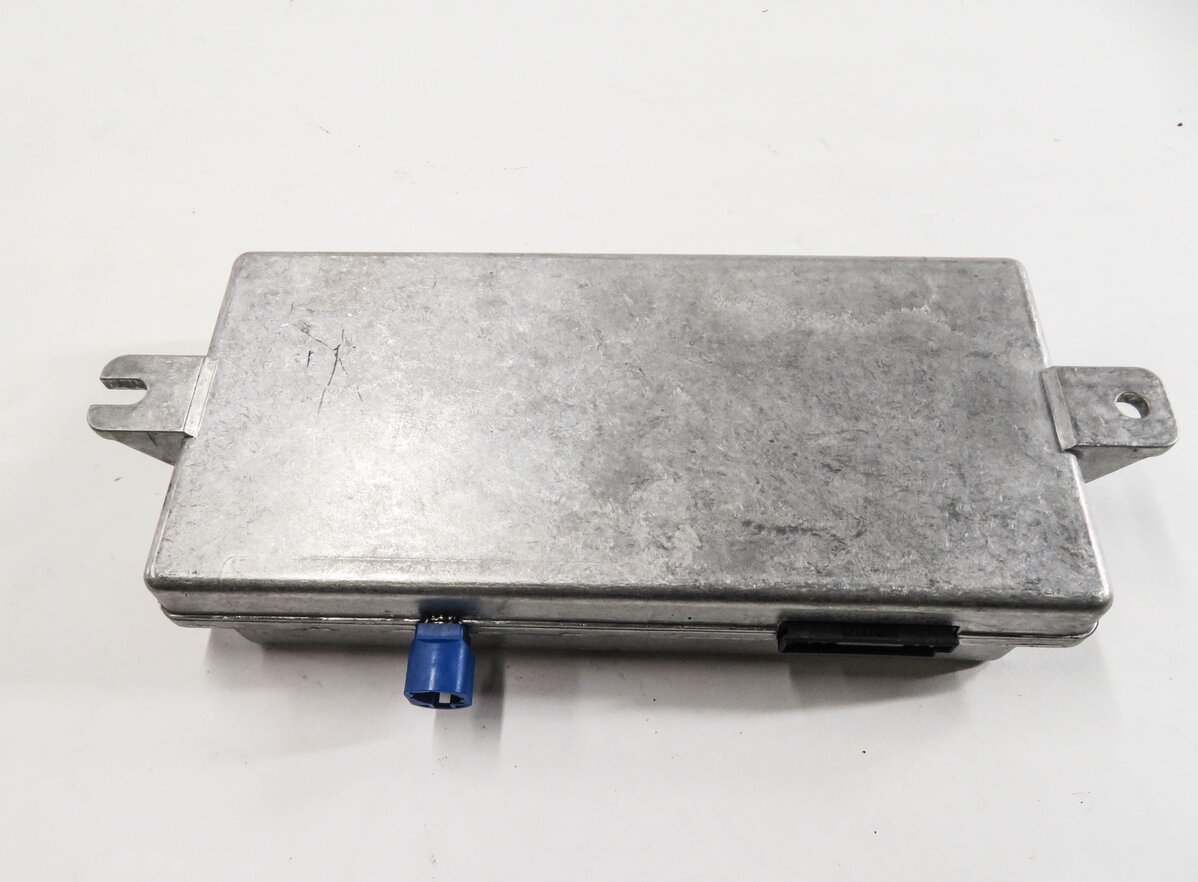 Thumbnail 3: 10-19 BMW 328i 330i 335i 528i 535i 550i 740i 750i M3 M4 - REARVIEW CAMERA MODULE
