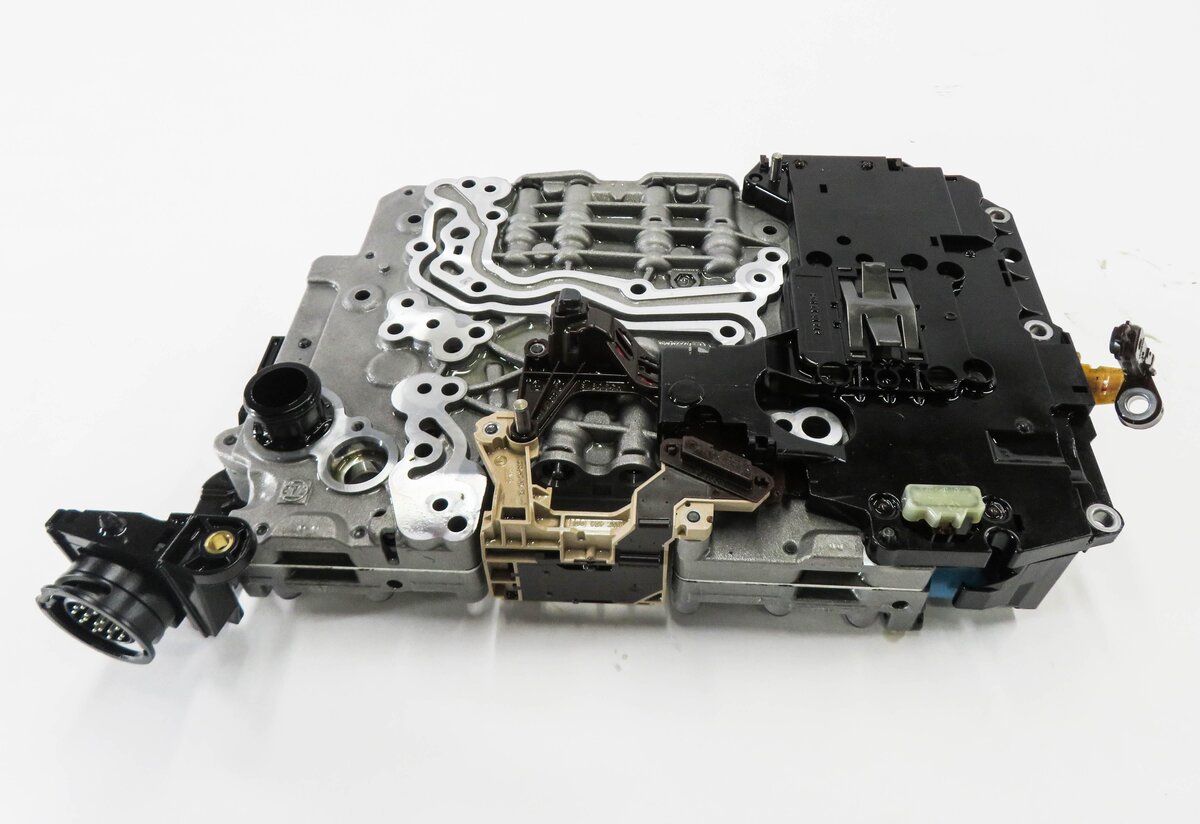 Thumbnail 3: 2015-2017 AUDI A4 A5 (B8 8K 8T) 2.0T QCT AWD AUTOMATIC TRANSMISSION VALVE BODY