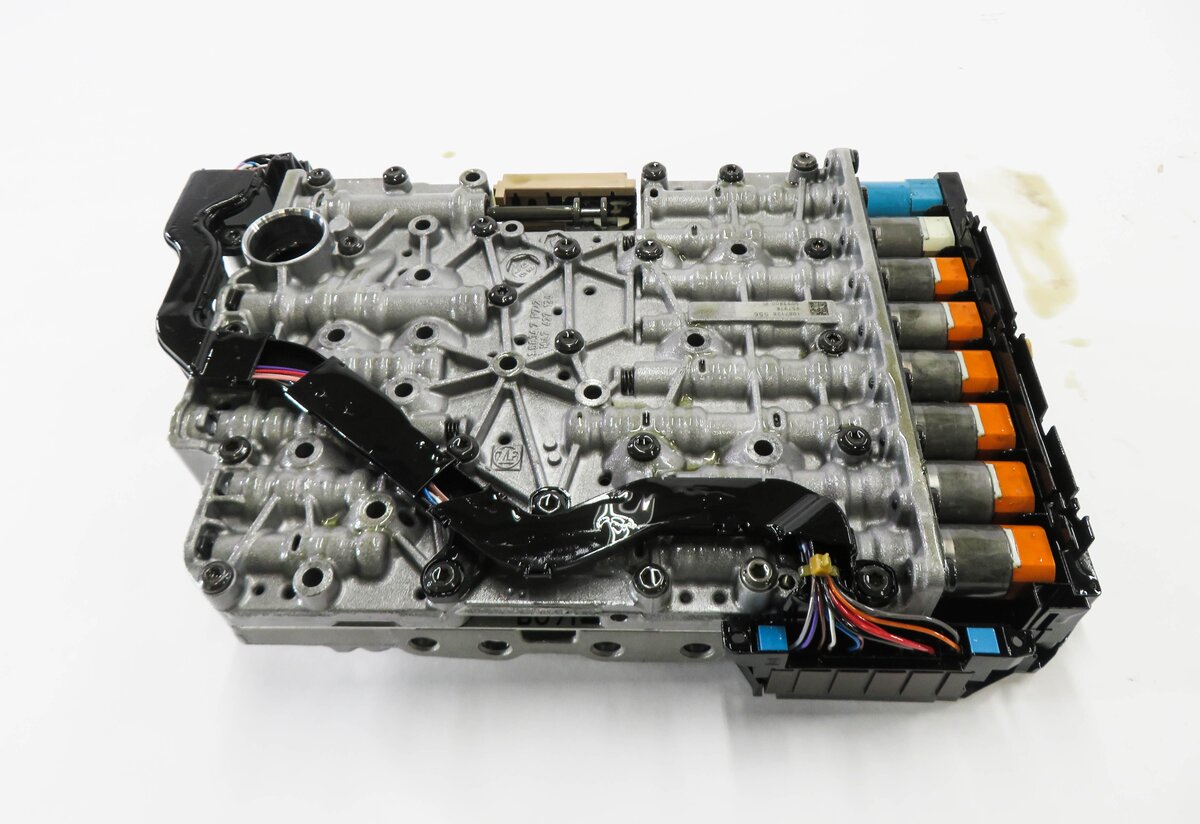 Thumbnail 4: 2015-2017 AUDI A4 A5 (B8 8K 8T) 2.0T QCT AWD AUTOMATIC TRANSMISSION VALVE BODY