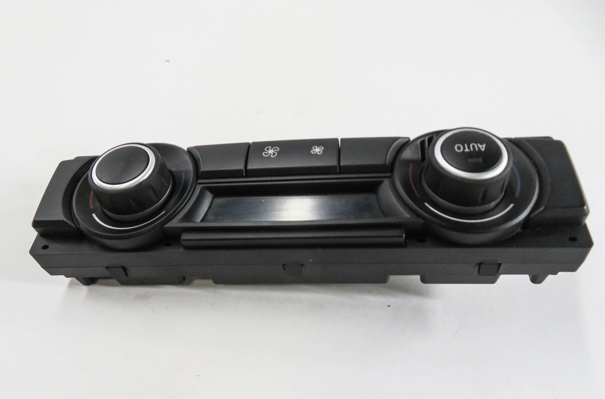 Thumbnail 3: 2007-2013 BMW X5 (E70) REAR HEATER A/C CLIMATE TEMPERATURE CONTROL PANEL