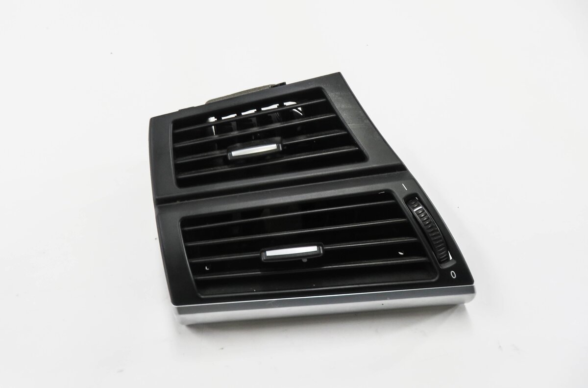 2009 BMW X5 (E70) LEFT FRONT DRIVER DASH HEATER A/C AIR VENT
