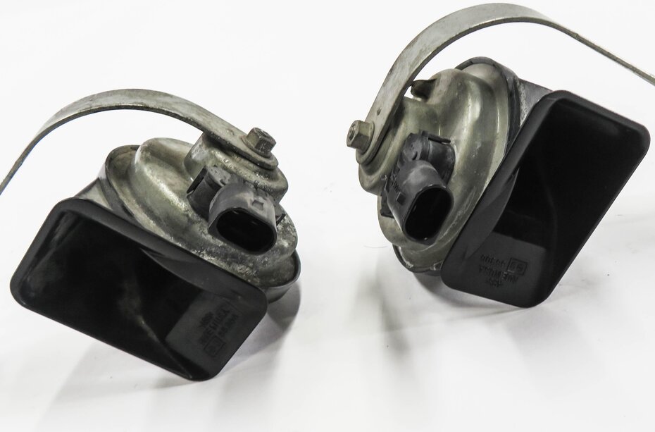 Thumbnail 4: 2007-2011 BMW X5 X6 (E70 E71) HIGH & LOW TONE SAFETY HORN SET-2