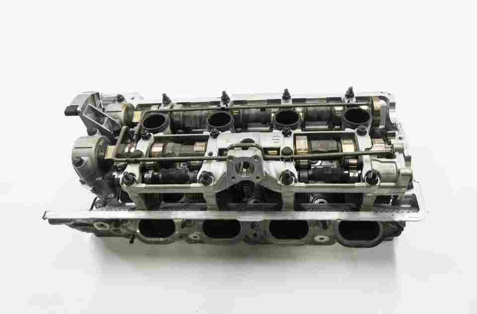 Thumbnail 3: 2007-2010 BMW X5 (E70) 4.8L N62 V8 MOTOR - RIGHT ENGINE CYLINDER HEAD