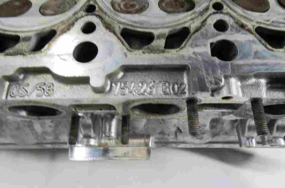 Thumbnail 7: 2007-2010 BMW X5 (E70) 4.8L N62 V8 MOTOR - LEFT ENGINE CYLINDER HEAD