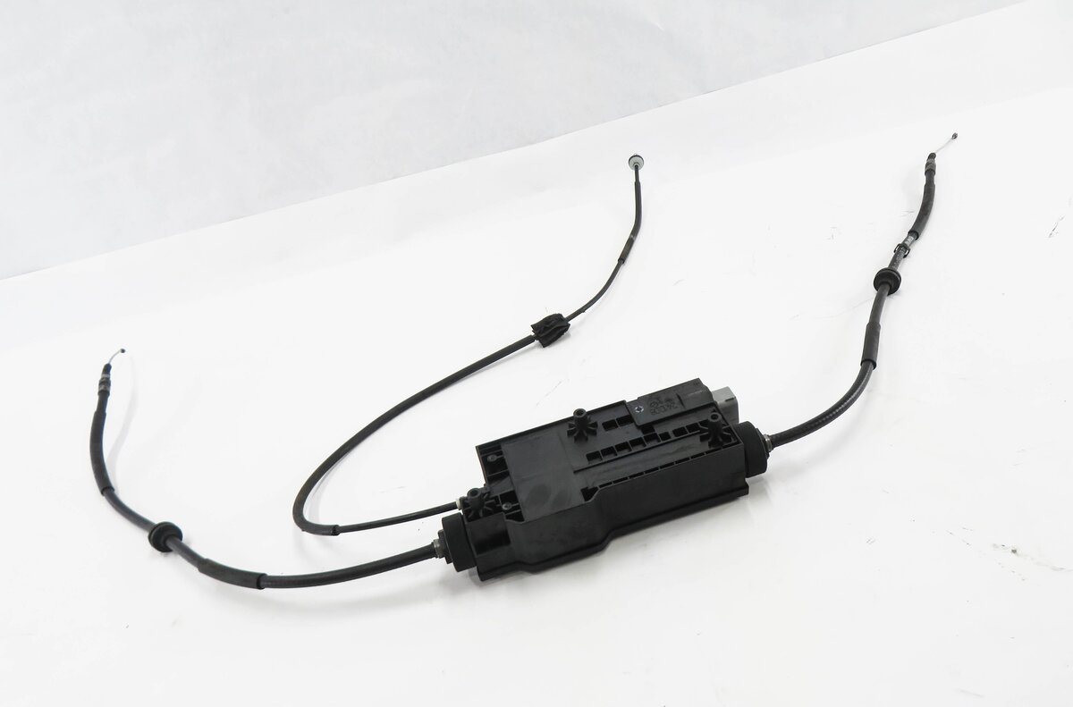 2009 BMW X5 (E70) PARKING BRAKE ACTUATOR MOTOR w/ CABLES