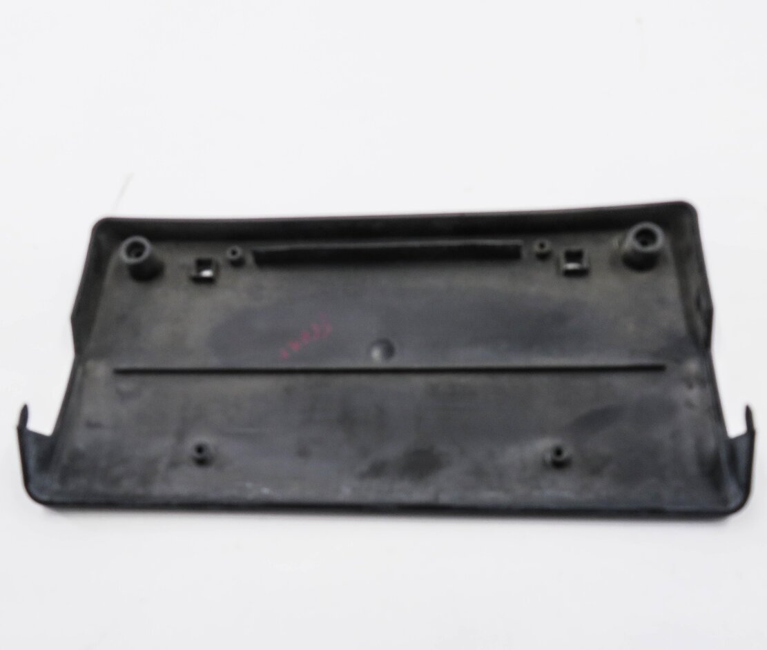 Thumbnail 3: 2013 BMW X1 (E84) FRONT LICENSE PLATE MOUNT BRACKET