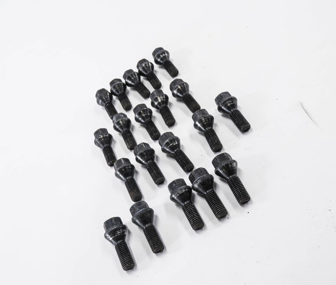 Thumbnail 3: 2013 BMW X1 (E84) LUG NUT WHEEL BOLT SET-20