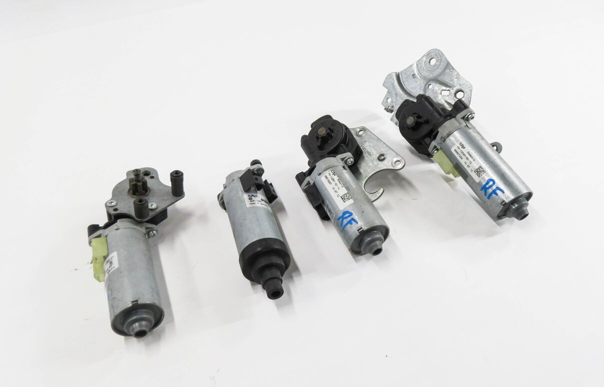 2013 BMW X1 (E84) RIGHT FRONT PASSENGER SEAT ADJUSTMENT MOTOR SET-4