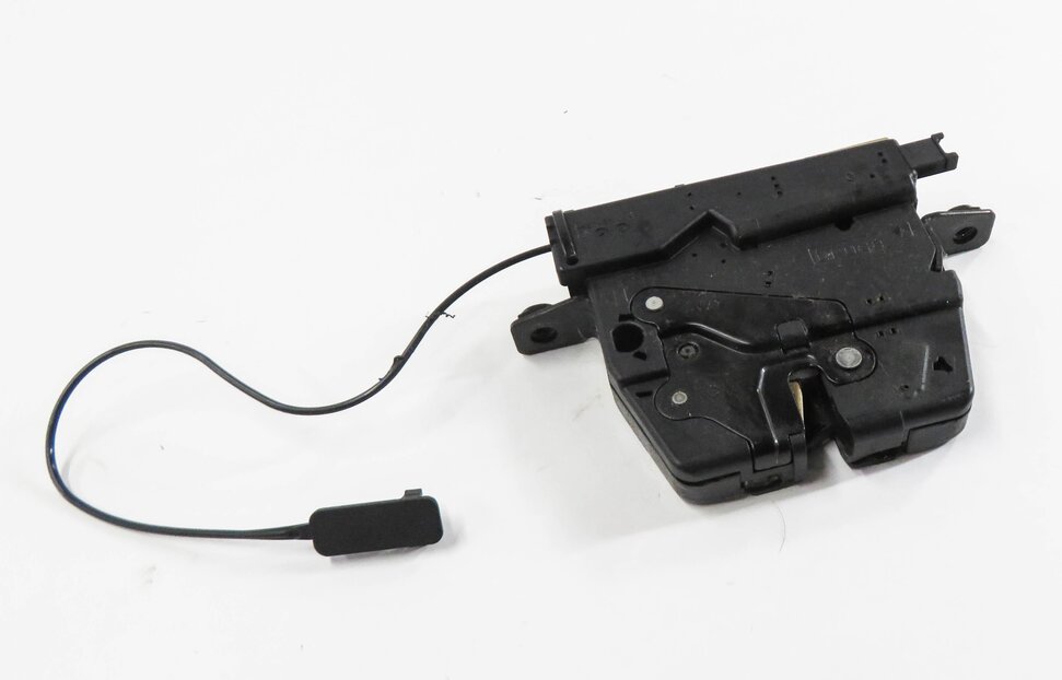 2013 BMW X1 (E84) REAR TRUNK LOCK LATCH ACTUATOR