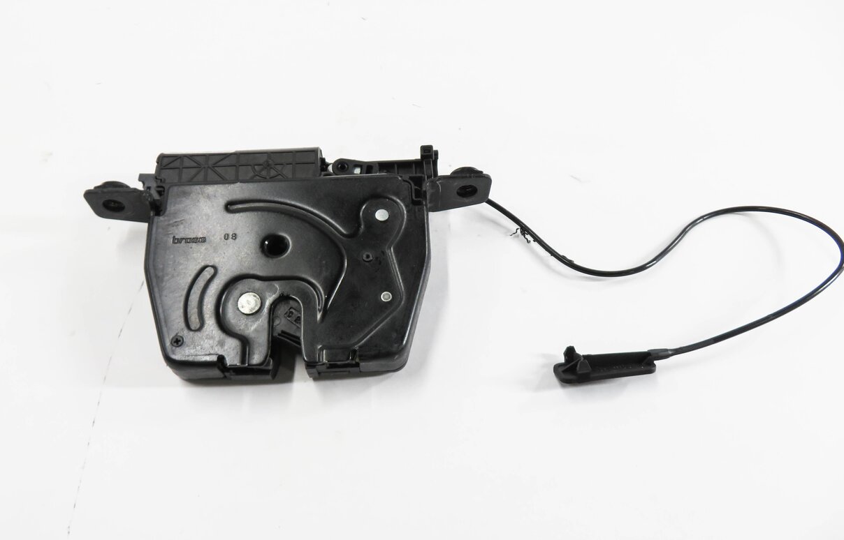 Thumbnail 3: 2013 BMW X1 (E84) REAR TRUNK LOCK LATCH ACTUATOR