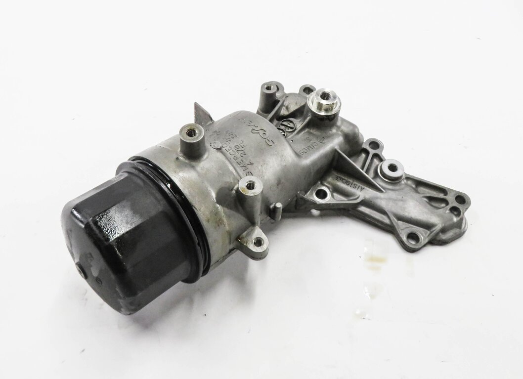 Thumbnail 1: 2014 MERCEDES GL550 (X166) 4.6L M278 TWIN TURBO ENGINE - OIL FILTER HOUSING