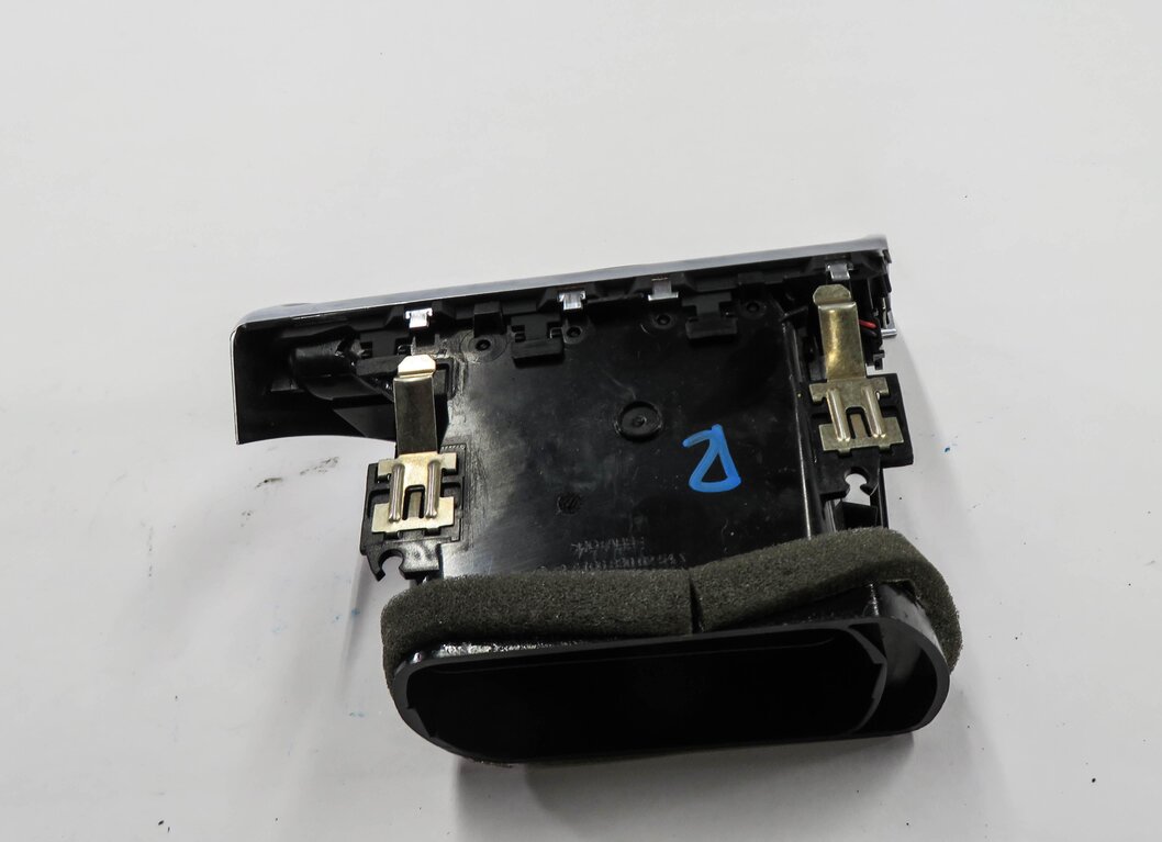 Thumbnail 3: 2014 MERCEDES GL550 (X166) RIGHT FRONT PASSENGER DASH HEATER A/C AIR VENT