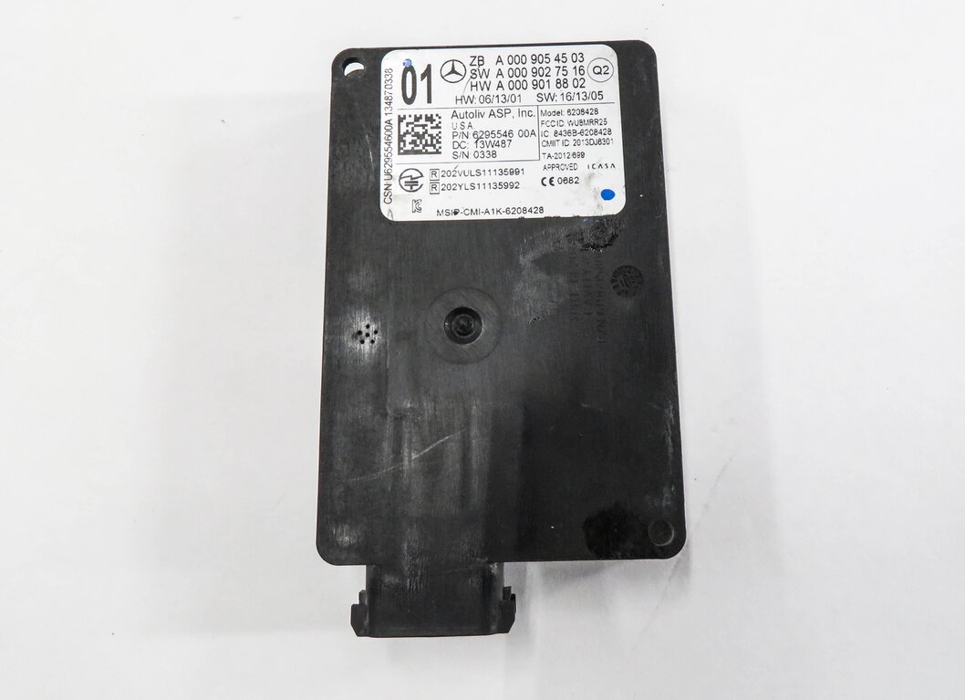 Thumbnail 3: 2014 MERCEDES GL550 (X166) BLIND SPOT RADAR SENSOR MODULE