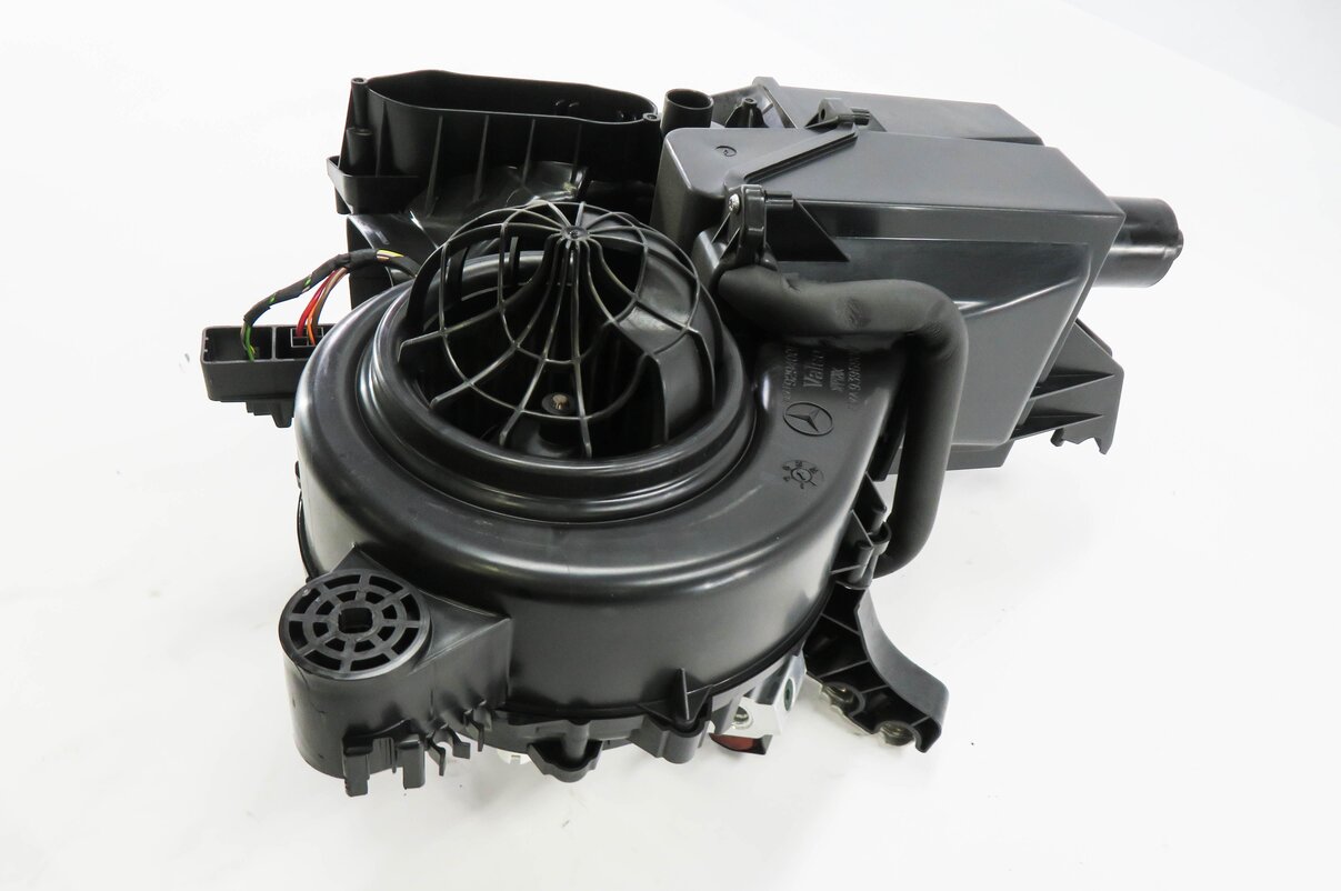 Thumbnail 3: 13-19 MERCEDES GL350 GL450 GL550 GLS350 GLS450 (W166 X166) REAR A/C BLOWER MOTOR