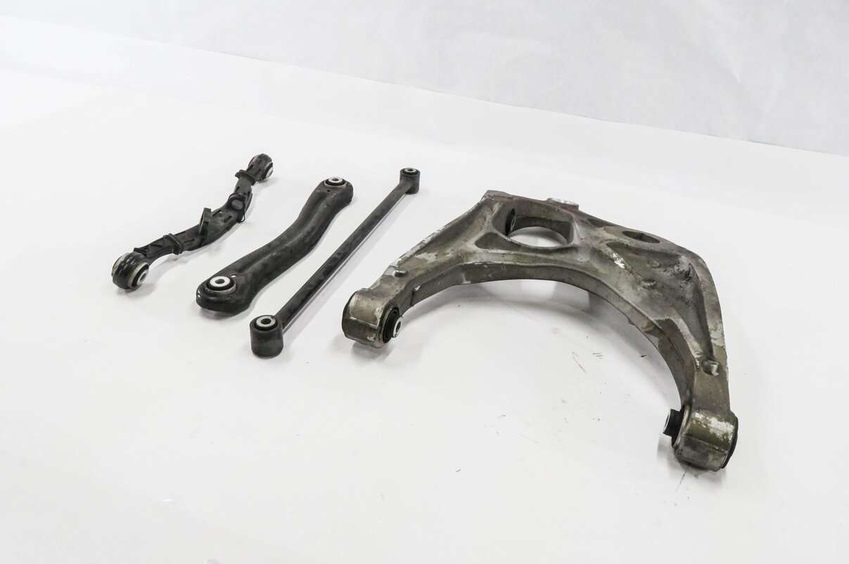 12-19 MERCEDES GL350 GL450 GL550 ML350 (W166 X166) RIGHT REAR CONTROL ARM SET